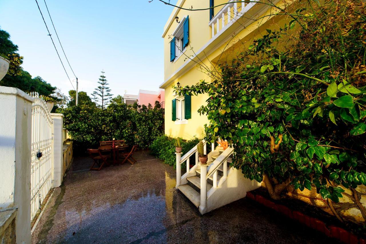 Ferienwohnung Jasmine Of Poseidonia Posidhonía Exterior foto