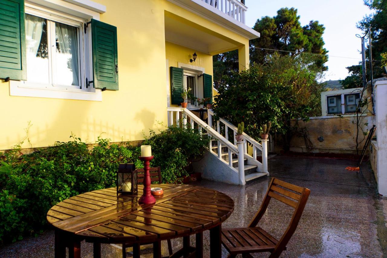 Ferienwohnung Jasmine Of Poseidonia Posidhonía Exterior foto