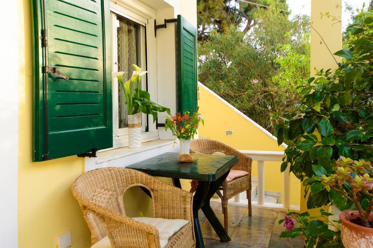 Ferienwohnung Jasmine Of Poseidonia Posidhonía Exterior foto
