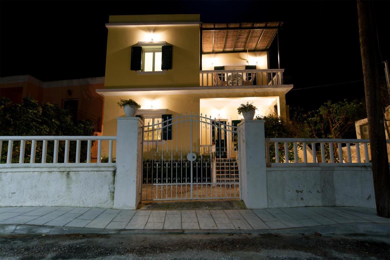 Ferienwohnung Jasmine Of Poseidonia Posidhonía Exterior foto