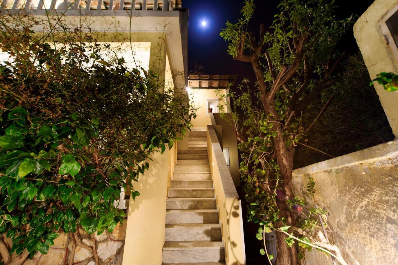 Ferienwohnung Jasmine Of Poseidonia Posidhonía Exterior foto